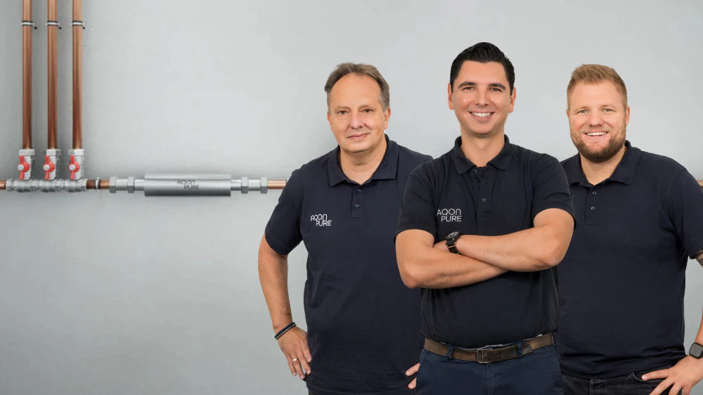 AQON PURE bietet für das AQON PURE home s einen Einbauservice zum Festpreis an. 